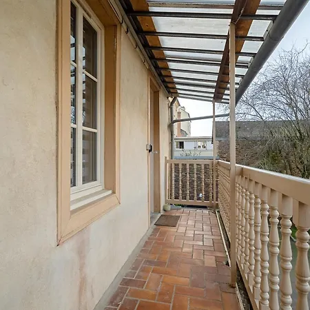 Centre Wifi Jardin Apartment